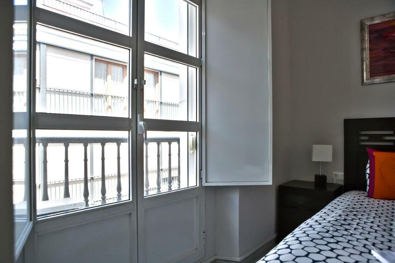 Apartamento Situacion excepcional, plaza del Ayuntamiento WIFI Sevilla Exterior foto